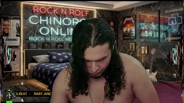 chino_roz Webcam show
