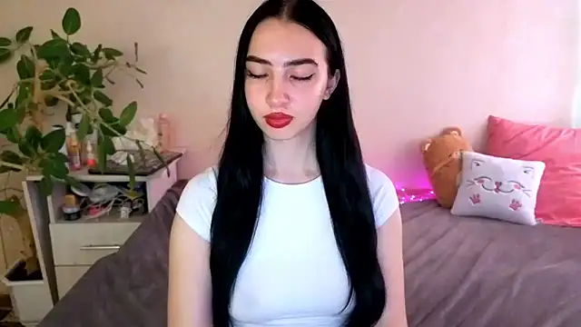 XXX chat uživo modela WildKittenX_