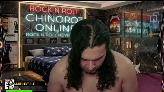 Show modela chino_roz na web-kameri
