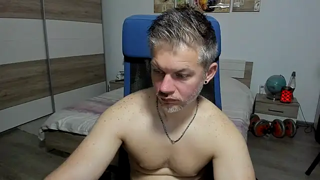 RobbyShawzのウェブカメラショー