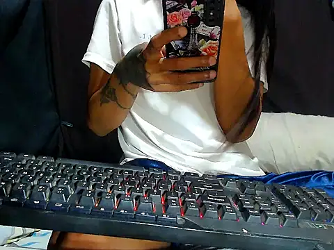 AwesomeMistress_Bigcock's Webcam Show