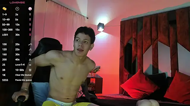 TonyPetrovjsn Webbikameraesitys
