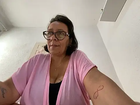 sweeviolet – Naživo XXX chat
