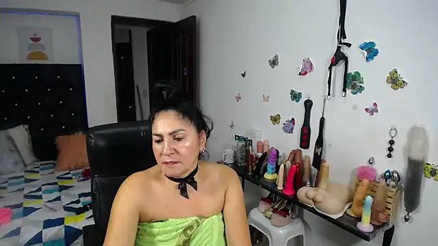 แชท XXX สดของ mature_bigboobs10