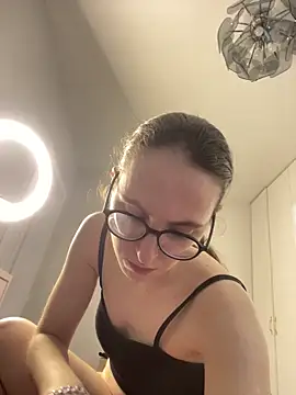 XXX chat uživo modela MartiniiSelenna