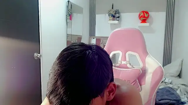 XXX chat uživo modela Liarr_