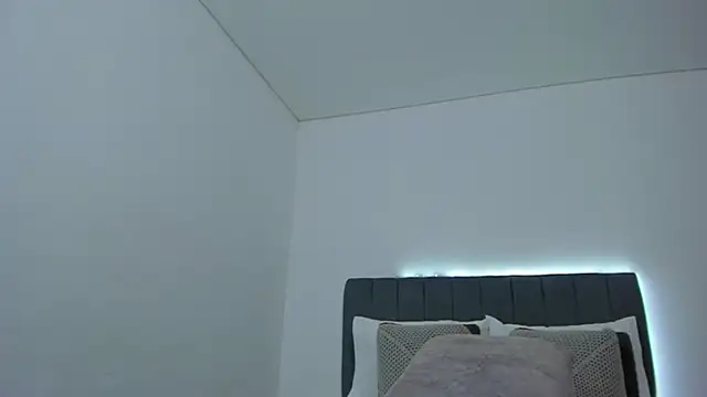 im_sarah34: απευθείας συνομιλία ΧΧΧ