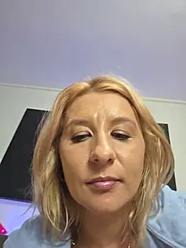 KaylinJann Webbikameraesitys