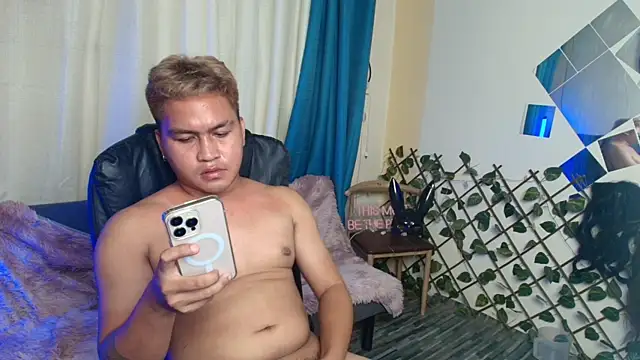 Webkamerová show Asian_jayeel