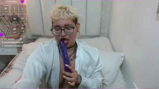 Echypyon_ Chat XXX in diretta