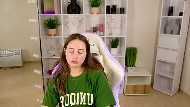 NadinnL 라이브 XXX 채팅