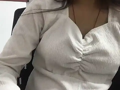 Avneet_ élő XXX-chatje