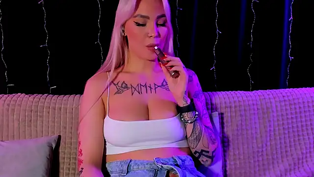 دردشة Eva_Re الجنسية المباشرة