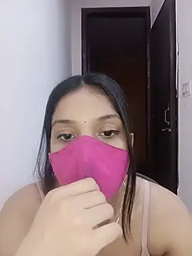 Cute_Rakhi8 Adlı Modelin Canlı XXX Sohbeti