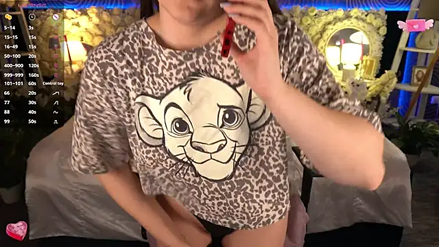 Chat XXX ao vivo de FoxyShy