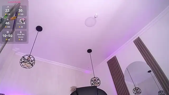 Amara_Davis1 现场XXX聊天