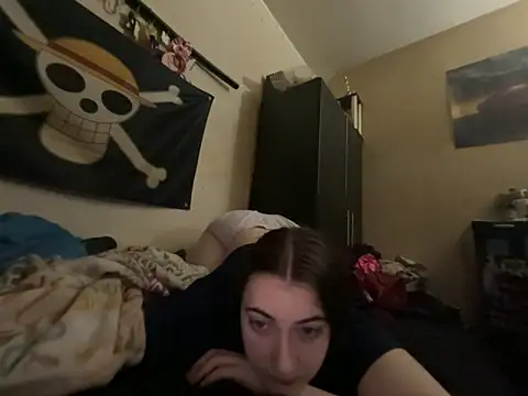 Snowbunnycake_131: διαδικτυακό σόου στην κάμερα