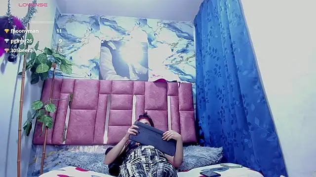 Bombomks' Webcam Show
