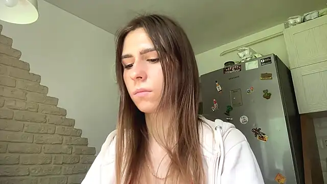 ZaraGuyette Adlı Modelin Canlı XXX Sohbeti