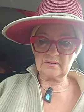 Chat XXX ao vivo de Hot-Muci