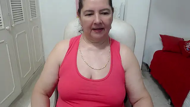 צ'אט XXX בשידור חי של leonela_69