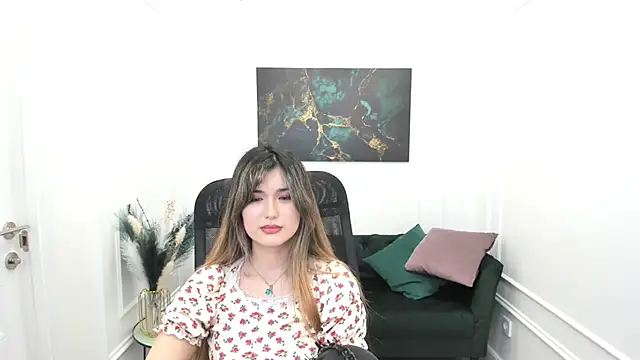 AnneTLi XXX чат на живо