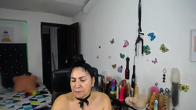mature_bigboobs10's Live XXX Chat