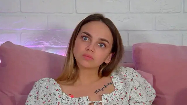 AnitaVenture's Webcam Show