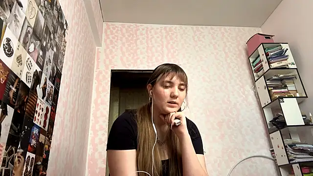 JanineThielman's Live XXX Chat