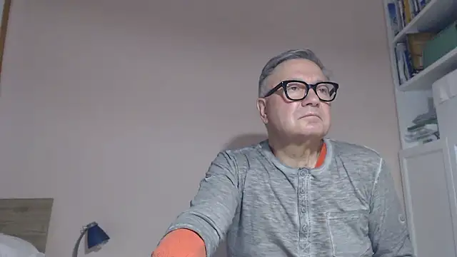 YOU6me Live XXX-Chat