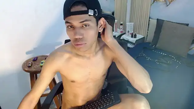 Pertunjukan Kamera Web DaviidBuckx_