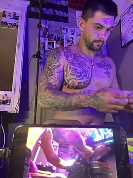 Chat XXX Live CaptHook931