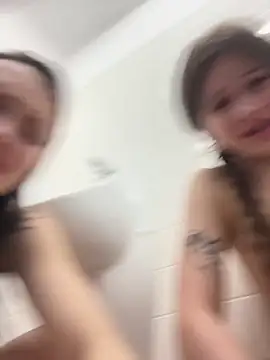 EliteBitch's Live XXX Chat