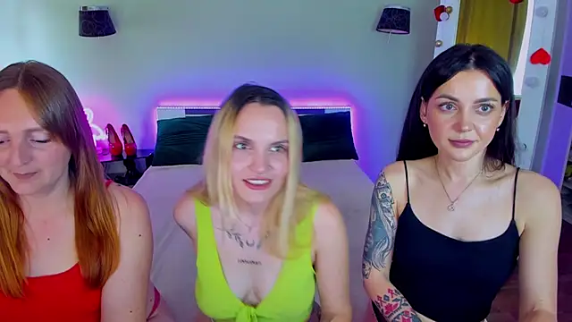 MagicEyess' Live XXX Chat