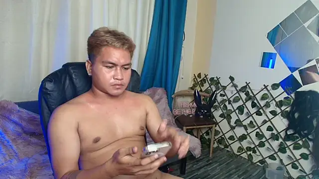 Asian_jayeel Show Webcam