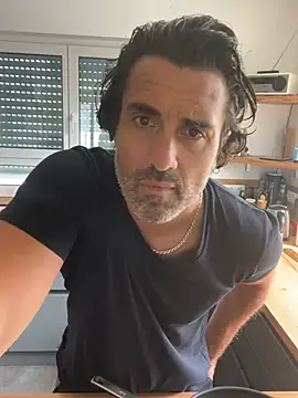 AlexPaeaeのウェブカメラショー