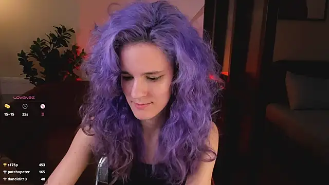 XXX chat uživo modela AuraLaunni