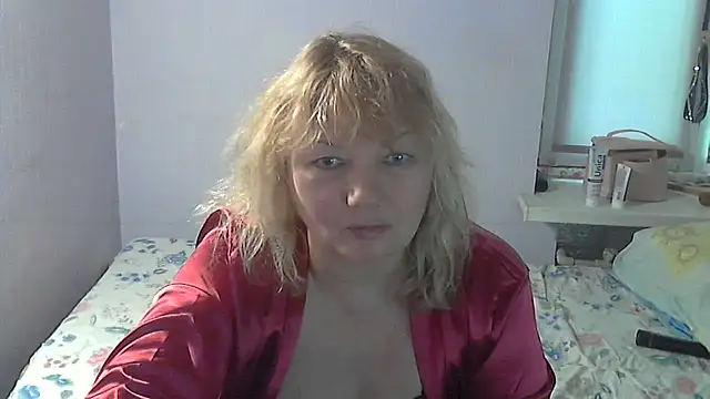 Lusi-777 Chat XXX in diretta