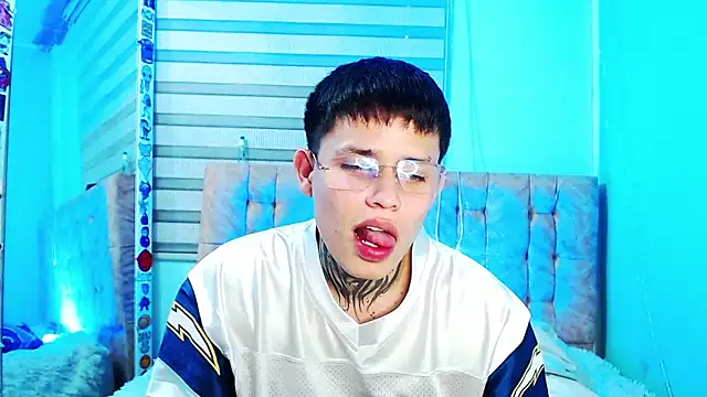 _justinmoon2 Chat XXX in diretta