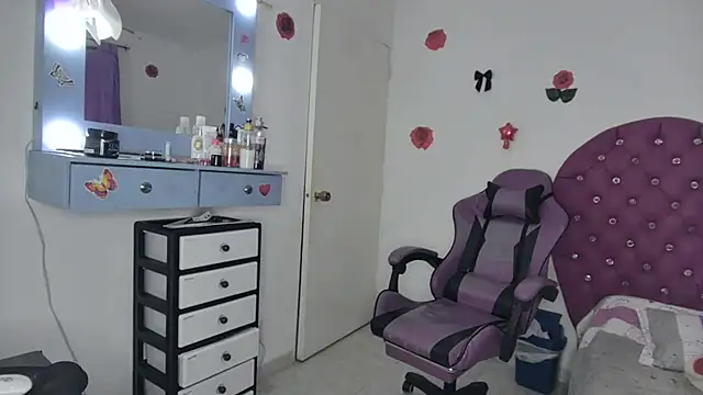 soffy_rosses élő XXX-chatje
