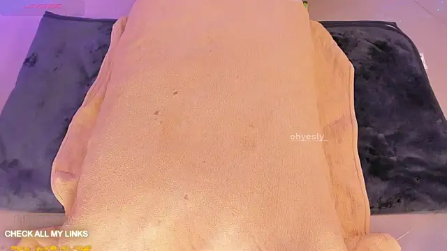 Онлайн чат XXX ohyesly_