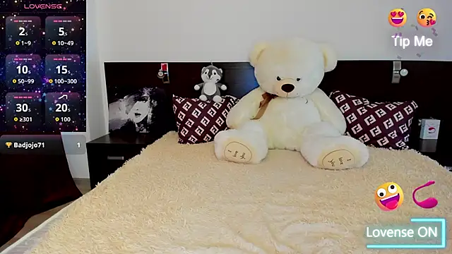 Hanna_Becrett17 Adlı Modelin Canlı XXX Sohbeti