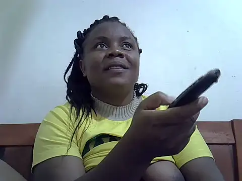 Chat +18 de ebonyzoey ao vivo