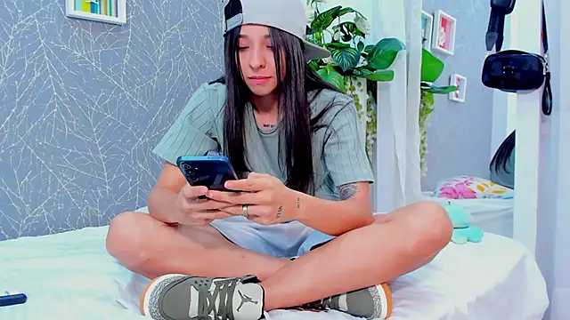 Chat +18 de ViictoriiaSaenz ao vivo