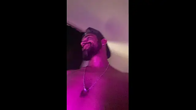 Онлайн чат XXX Guyst049