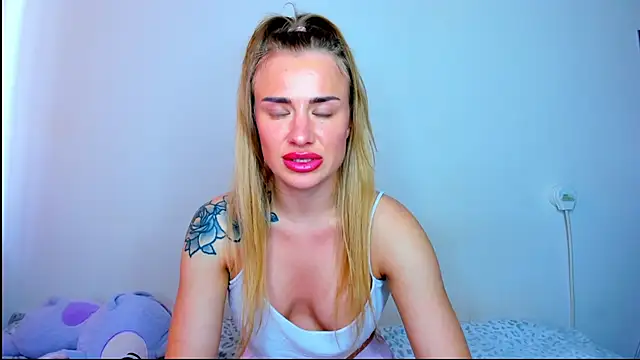Chat XXX en directo de MashaFromRussia-_-