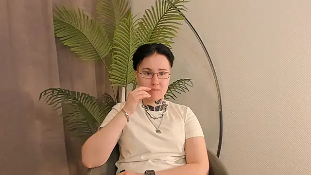 LeonOsbey's Live XXX Chat