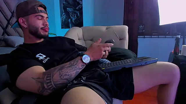 Chat XXX ao vivo de Vincentblack