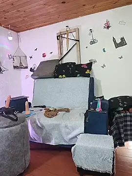keila_j Adlı Modelin Canlı XXX Sohbeti
