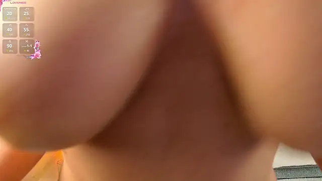 Živý XXX chat SereneRhodes